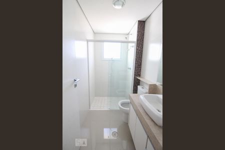 Apartamento para alugar com 105m², 3 quartos e 3 vagasBanheiro do Quarto 1