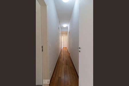 Apartamento à venda com 232m², 4 quartos e 3 vagasCorredor