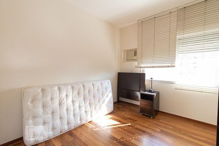 Apartamento à venda com 232m², 4 quartos e 3 vagasSuíte 2