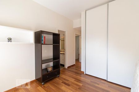 Apartamento à venda com 232m², 4 quartos e 3 vagasSuíte 2
