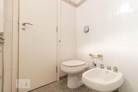 Apartamento à venda com 232m², 4 quartos e 3 vagasBanheiro da Suíte 3