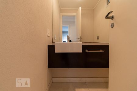 Apartamento à venda com 232m², 4 quartos e 3 vagasLavabo
