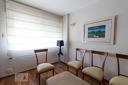 Apartamento à venda com 232m², 4 quartos e 3 vagasSala de TV