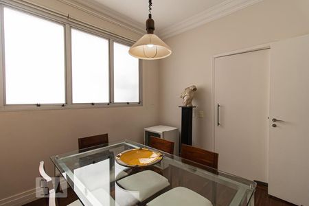 Apartamento à venda com 232m², 4 quartos e 3 vagasCopa