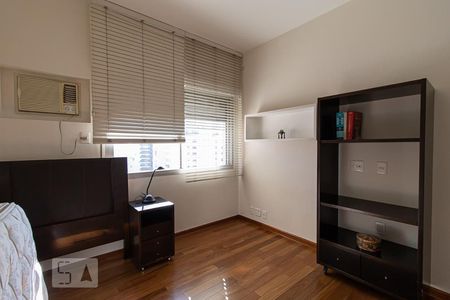 Apartamento à venda com 232m², 4 quartos e 3 vagasSuíte 2