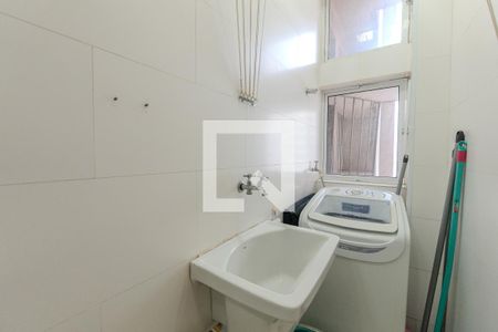 Cozinha e Área de Serviço de apartamento para alugar com 1 quarto, 42m² em Bela Vista, São Paulo