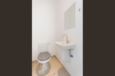 Lavabo de apartamento para alugar com 1 quarto, 44m² em Ponta da Praia, Santos