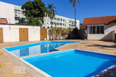 Apartamento à venda com 60m², 2 quartos e sem vagaÁrea comum - Piscina