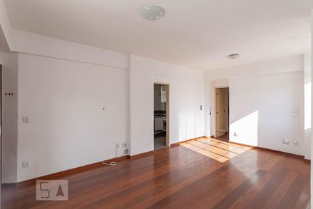 Sala de apartamento para alugar com 3 quartos, 100m² em São Pedro, Belo Horizonte