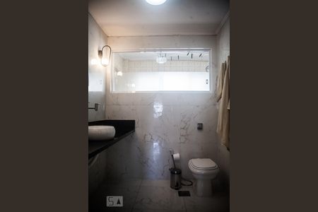 Apartamento à venda com 175m², 2 quartos e sem vagaBanheiro