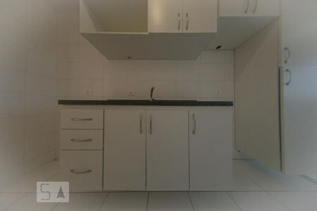 Apartamento para alugar com 74m², 3 quartos e 2 vagasCozinha