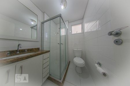 Banheiro da Suíte de apartamento para alugar com 3 quartos, 74m² em Vila Izabel, Curitiba