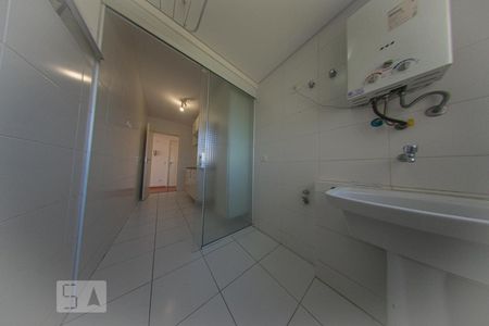 Apartamento para alugar com 74m², 3 quartos e 2 vagasDetalhe da área de serviço