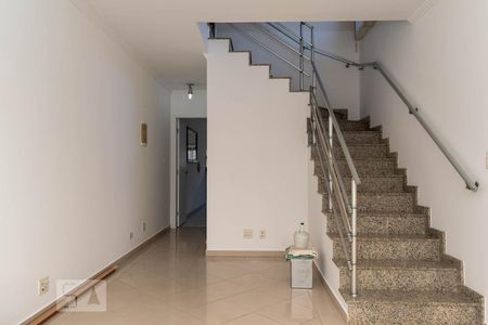 Sala de casa de condomínio à venda com 3 quartos, 120m² em Vila Regente Feijó, São Paulo