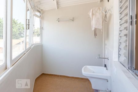 Casa para alugar com 40m², 1 quarto e 1 vaga Casa para alugar com 40m², 1 quarto e 1 vagaLavanderia