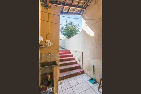 Casa à venda com 400m², 1 quarto e 3 vagas Casa à venda com 400m², 1 quarto e 3 vagasArea de Serviço Casa 1