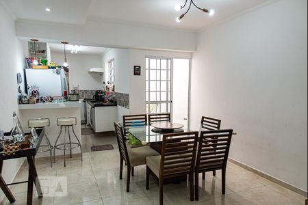Sala de jantar de casa à venda com 3 quartos, 120m² em Vila Deodoro, São Paulo