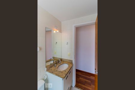 Apartamento para alugar com 55m², 2 quartos e 1 vagaBanheiro