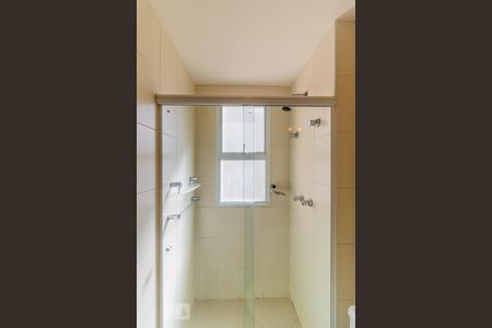 Apartamento para alugar com 55m², 2 quartos e 1 vagaBanheiro - Box de Vidro