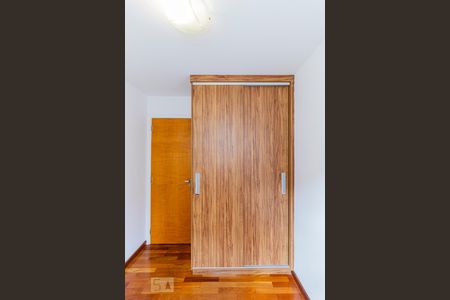 Apartamento para alugar com 55m², 2 quartos e 1 vagaQuarto 1 - Armário