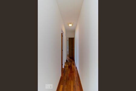 Corredor de apartamento para alugar com 2 quartos, 55m² em Consolação, São Paulo