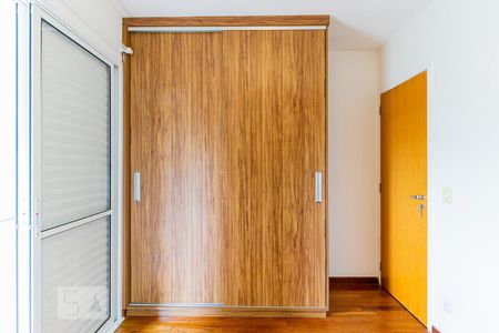 Apartamento para alugar com 55m², 2 quartos e 1 vagaQuarto 2 - Armário