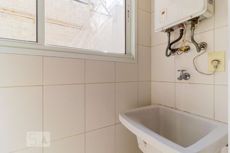 Apartamento para alugar com 55m², 2 quartos e 1 vagaÁrea de Serviço - Pia