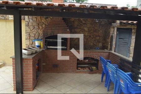 Casa de condomínio à venda com 364m², 3 quartos e 2 vagas Casa de condomínio à venda com 364m², 3 quartos e 2 vagasÁrea comum