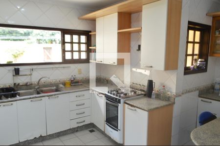 Casa de condomínio à venda com 364m², 3 quartos e 2 vagas Casa de condomínio à venda com 364m², 3 quartos e 2 vagasCozinha