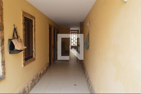 Casa de condomínio à venda com 364m², 3 quartos e 2 vagas Casa de condomínio à venda com 364m², 3 quartos e 2 vagasCorredor