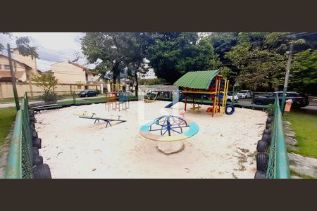 Casa de condomínio à venda com 364m², 3 quartos e 2 vagas Casa de condomínio à venda com 364m², 3 quartos e 2 vagasÁrea comum