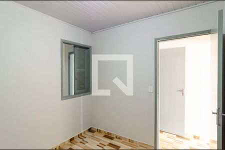 Quarto 2 de casa para alugar com 2 quartos, 70m² em Vila Guarani (z Sul), São Paulo