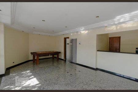 Apartamento à venda com 120m², 3 quartos e 2 vagasAcademia