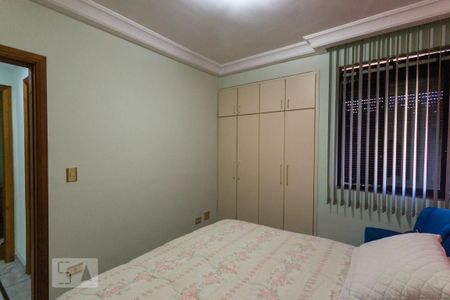 Apartamento à venda com 120m², 3 quartos e 2 vagasQuarto 2