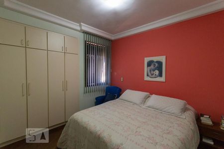 Apartamento à venda com 120m², 3 quartos e 2 vagasQuarto 2