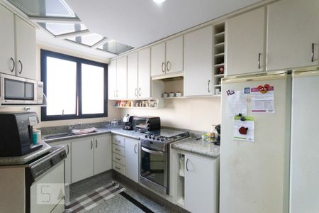 Apartamento à venda com 120m², 3 quartos e 2 vagasCozinha