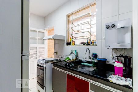 Apartamento à venda com 75m², 2 quartos e 1 vaga Apartamento à venda com 75m², 2 quartos e 1 vagaCozinha