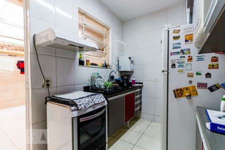 Apartamento à venda com 75m², 2 quartos e 1 vaga Apartamento à venda com 75m², 2 quartos e 1 vagaCozinha