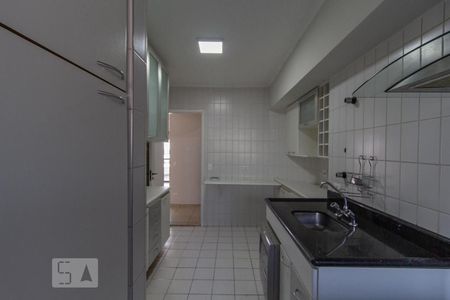 Apartamento para alugar com 115m², 3 quartos e 2 vagasCozinha