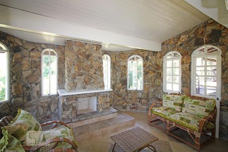 Casa para alugar com 1600m², 6 quartos e sem vagaSuíte Master