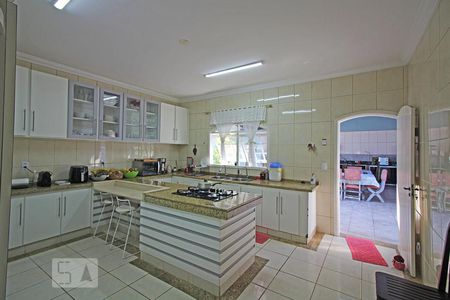 Casa para alugar com 1600m², 6 quartos e sem vagaCozinha