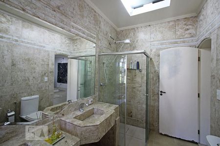 Casa para alugar com 1600m², 6 quartos e sem vagaBanheiro Suíte Master