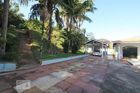 Casa para alugar com 1600m², 6 quartos e sem vagaGaragem