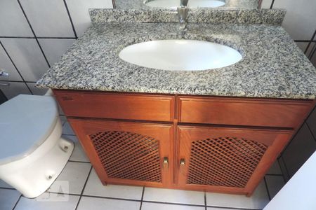 Apartamento para alugar com 49m², 2 quartos e 1 vagaBanheiro - Torneira