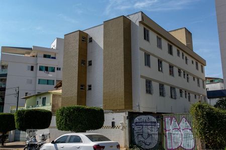 Apartamento à venda com 59m², 2 quartos e 1 vagaFachada