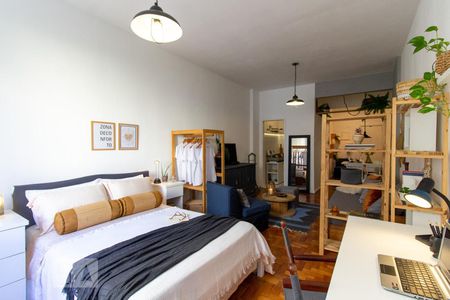 Quarto de kitnet/studio para alugar com 1 quarto, 45m² em Centro, Rio de Janeiro