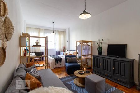 Sala de kitnet/studio para alugar com 1 quarto, 45m² em Centro, Rio de Janeiro