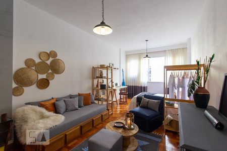 Sala de kitnet/studio para alugar com 1 quarto, 45m² em Centro, Rio de Janeiro