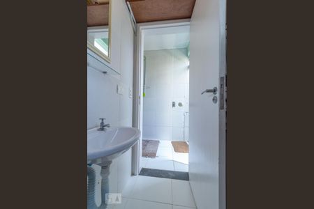 Casa à venda com 220m², 3 quartos e 3 vagasBanheiro de Serviço