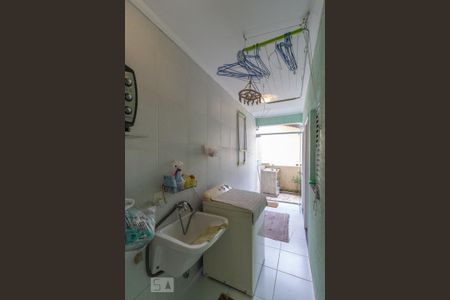 Casa à venda com 220m², 3 quartos e 3 vagasLavanderia